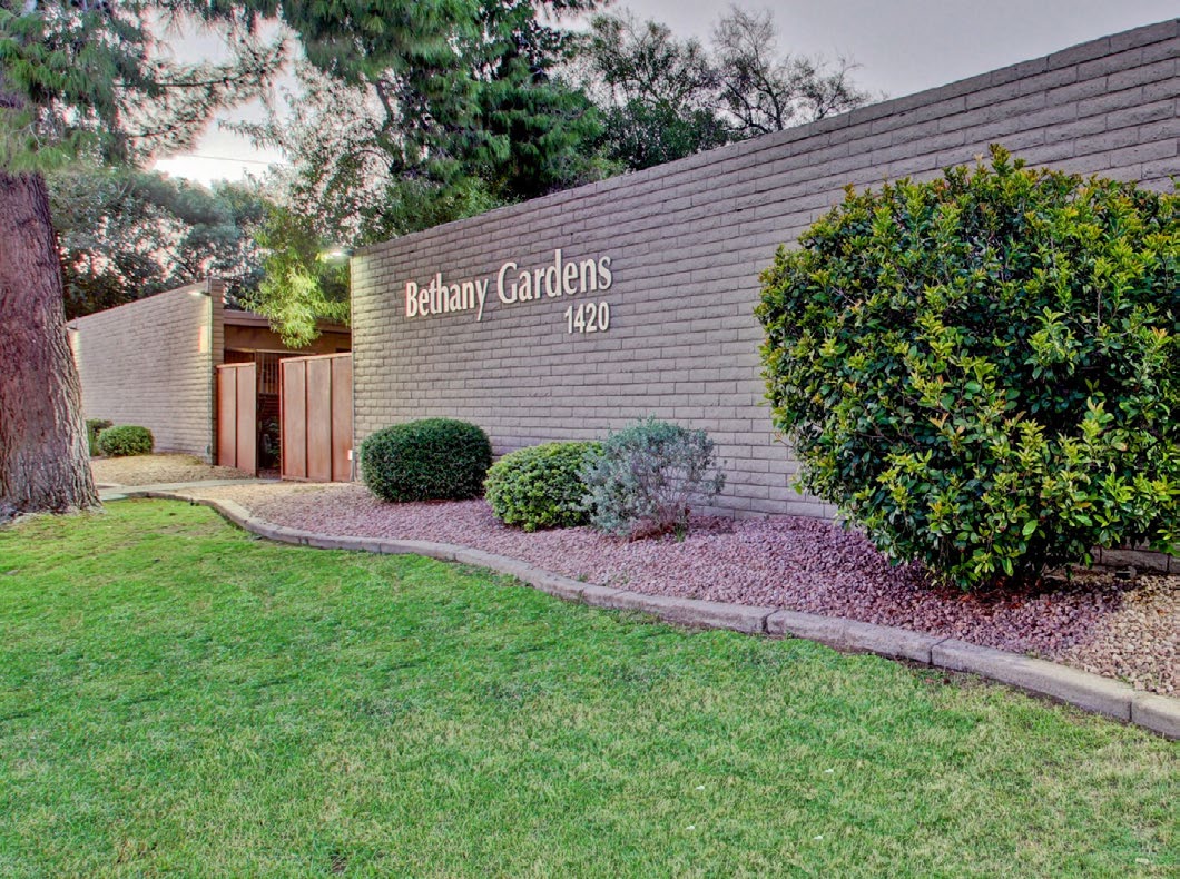 Bethany Gardens entry sign